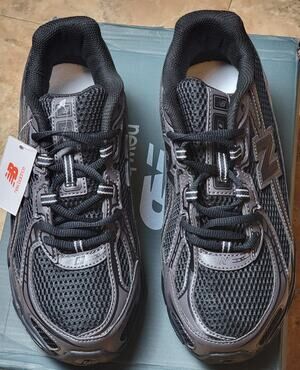 New Balance 8.5 Trainers 811 Gym Running Performance Sneakers Tennis Shoes
